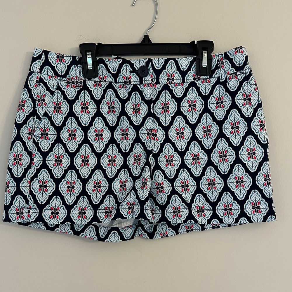 Crown & Ivy Navy Blue Shorts Women’s size 4 petite